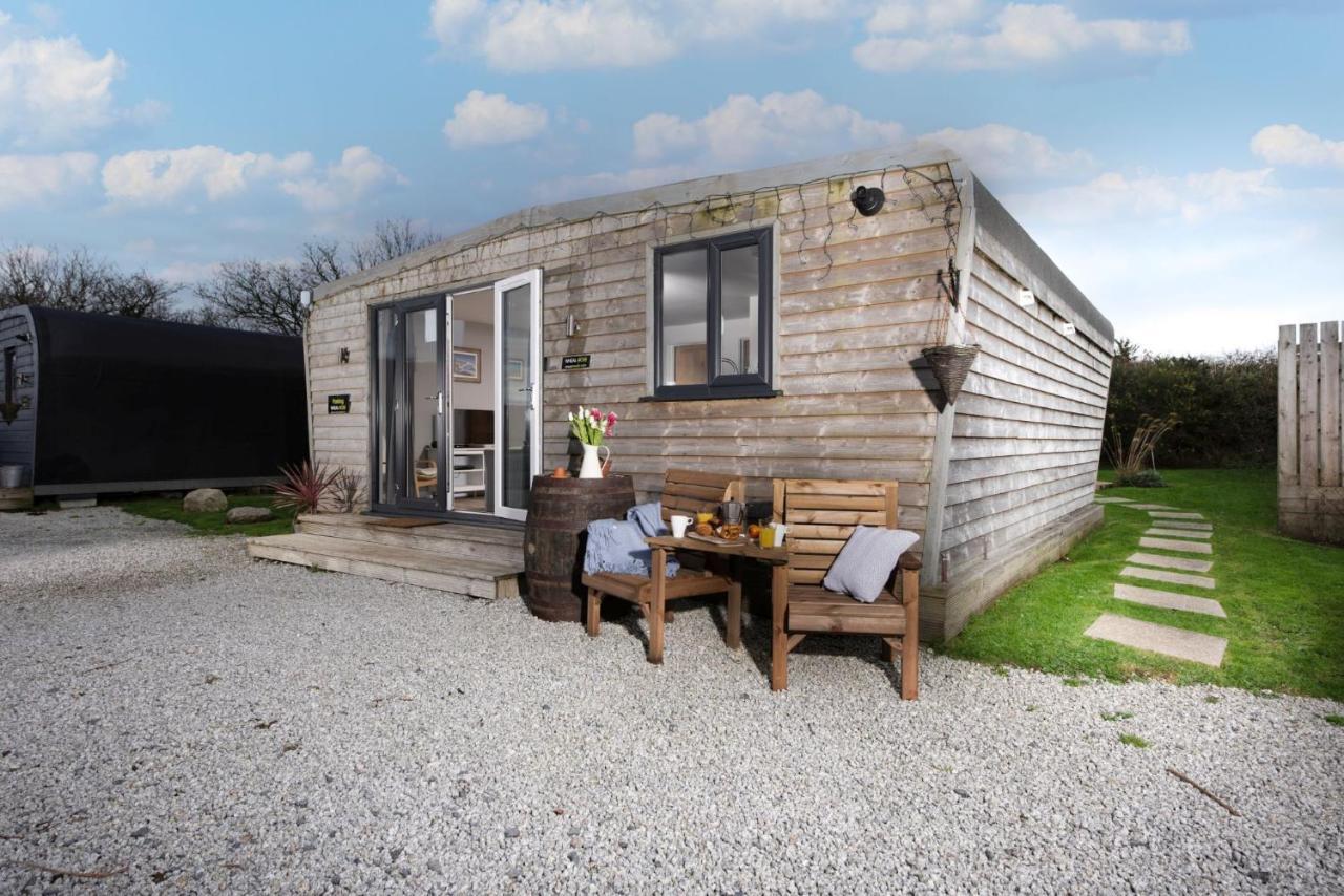 Wheal Rose -Beautifully Fitted Lodge Helston Cornwall Exterior photo