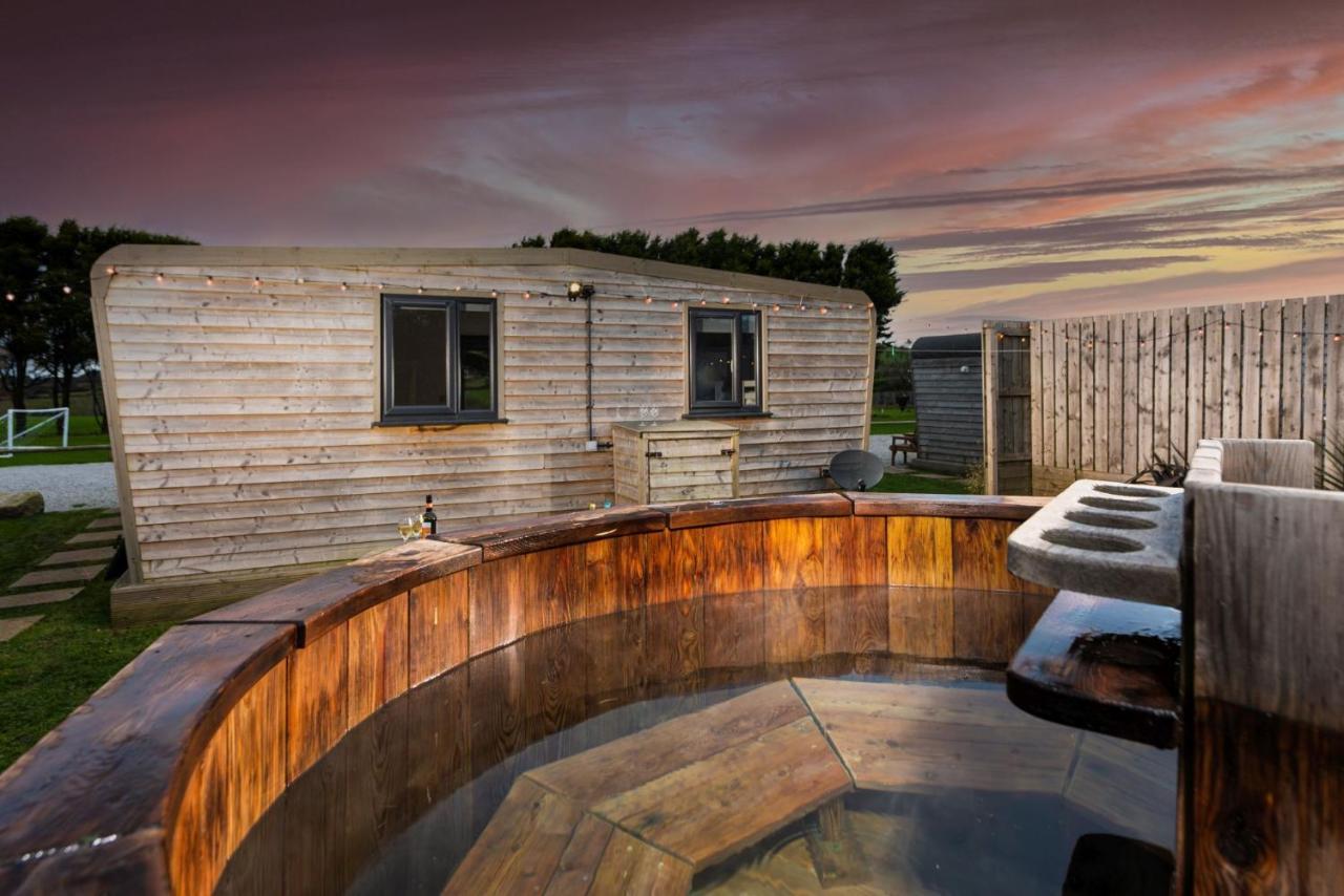 Wheal Rose -Beautifully Fitted Lodge Helston Cornwall Exterior photo