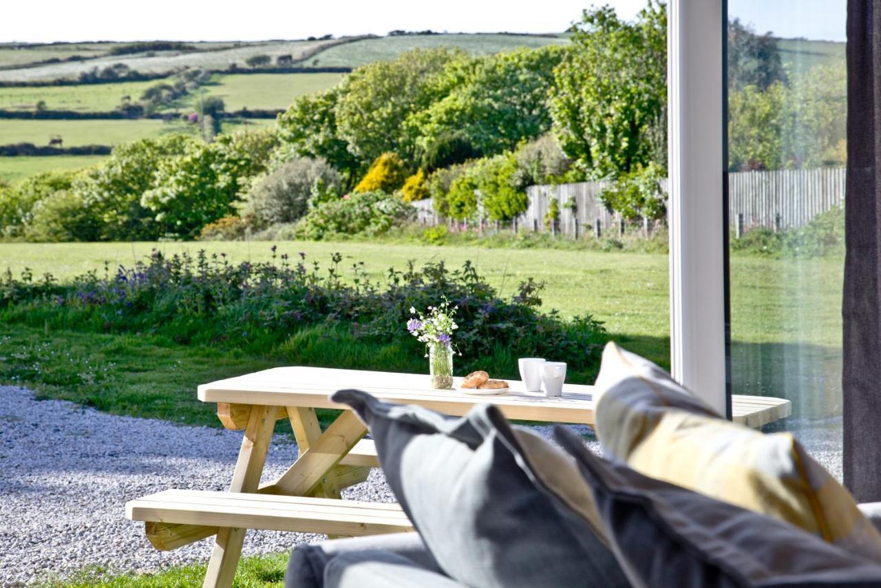 Wheal Rose -Beautifully Fitted Lodge Helston Cornwall Exterior photo